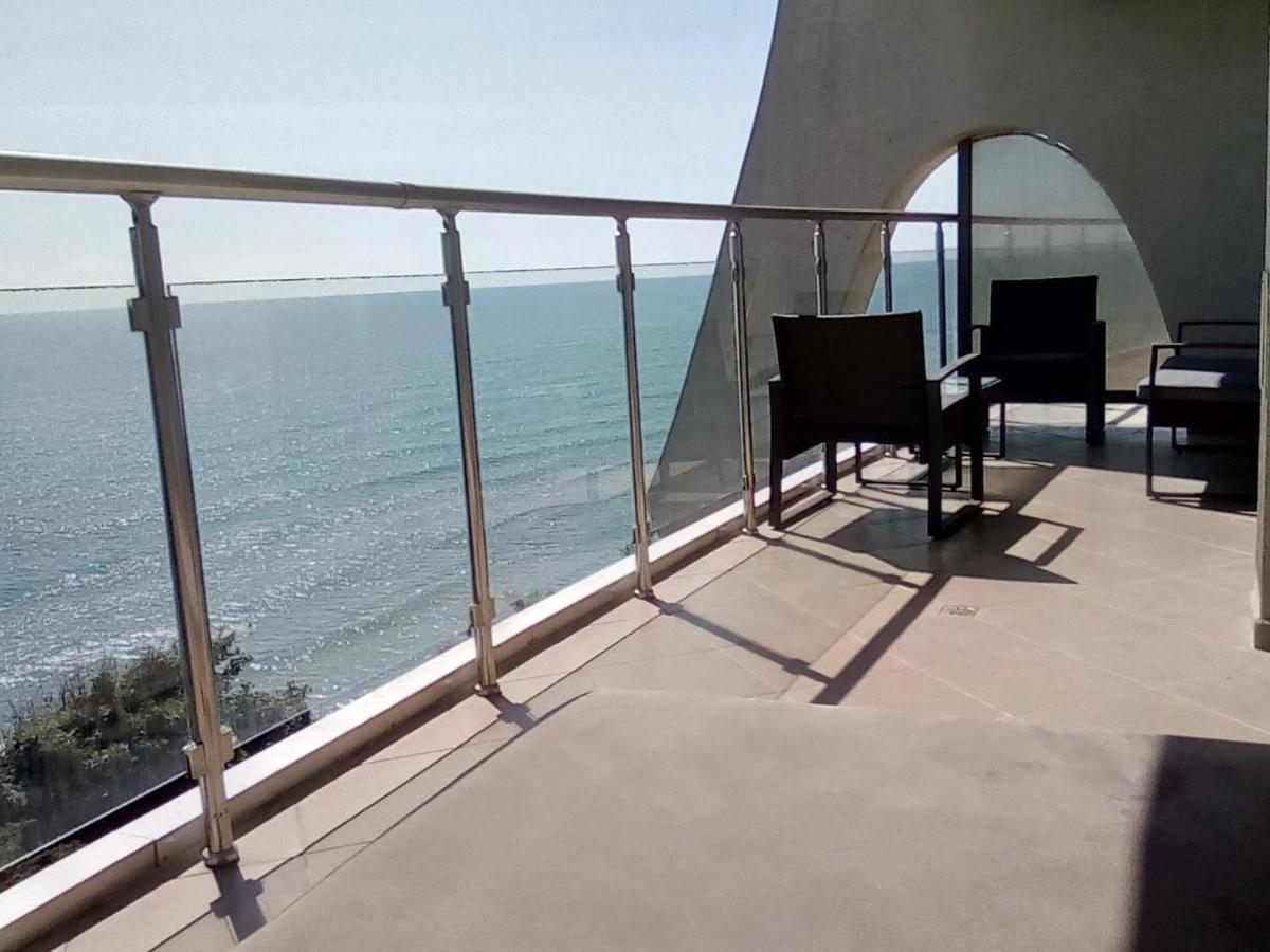 Silver Beach B16 Бяла Екстериор снимка